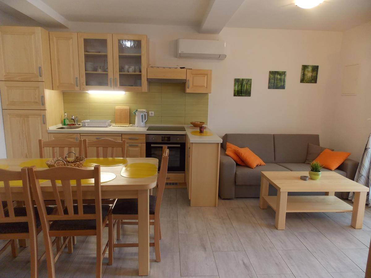 Lahinja & Kolpa River Apartments Metlika Extérieur photo